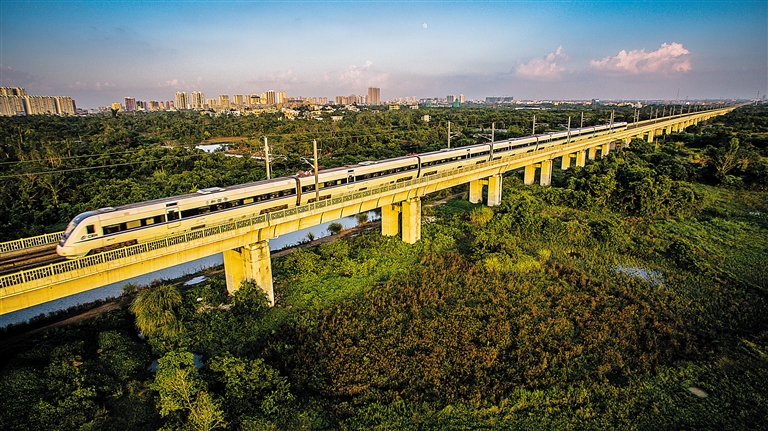 海南東環高速鐵路