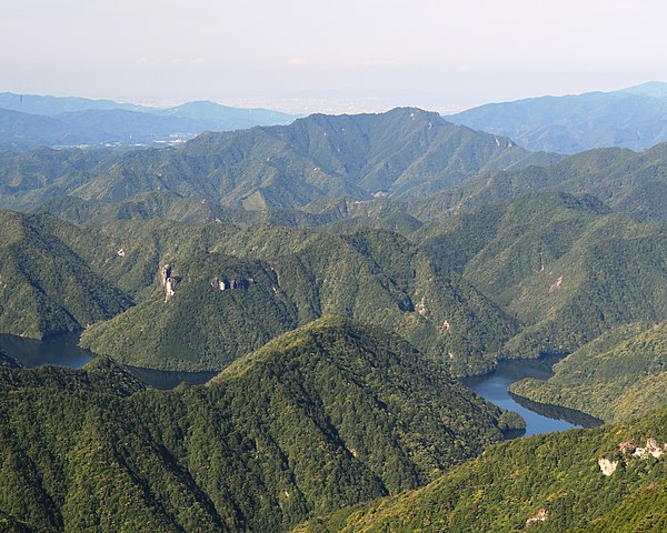 鳳來寺山