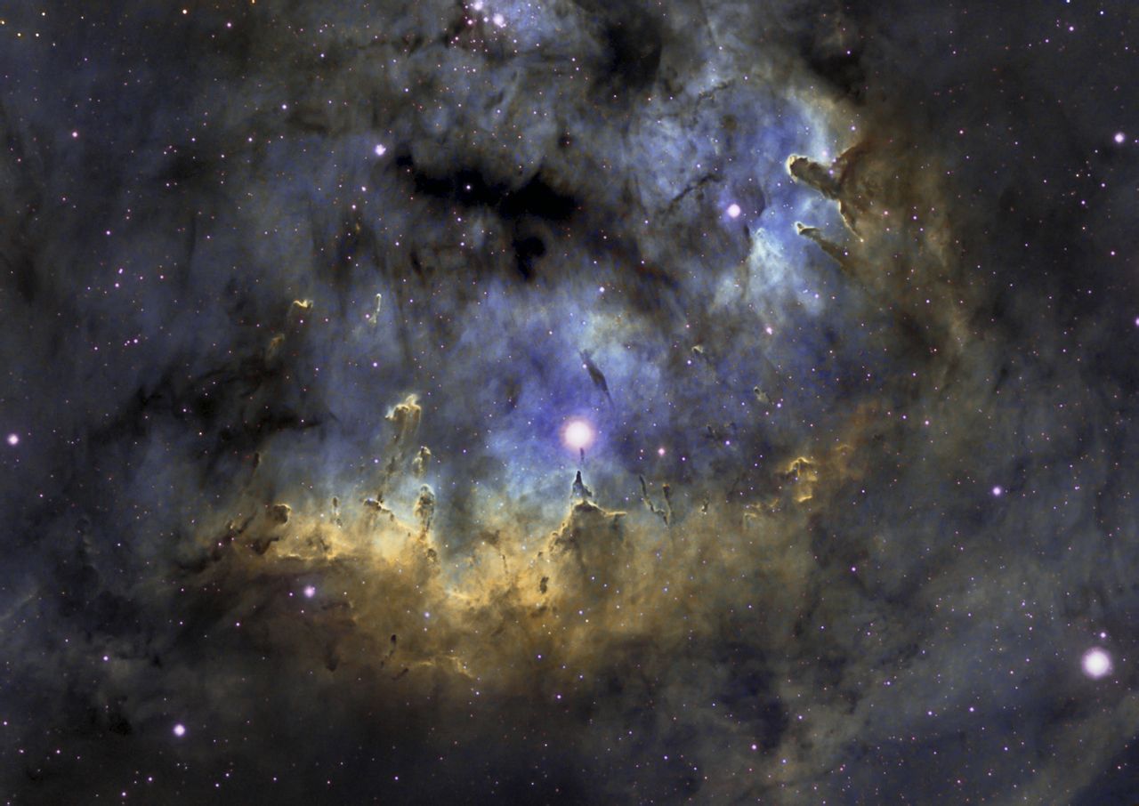 NGC 7822