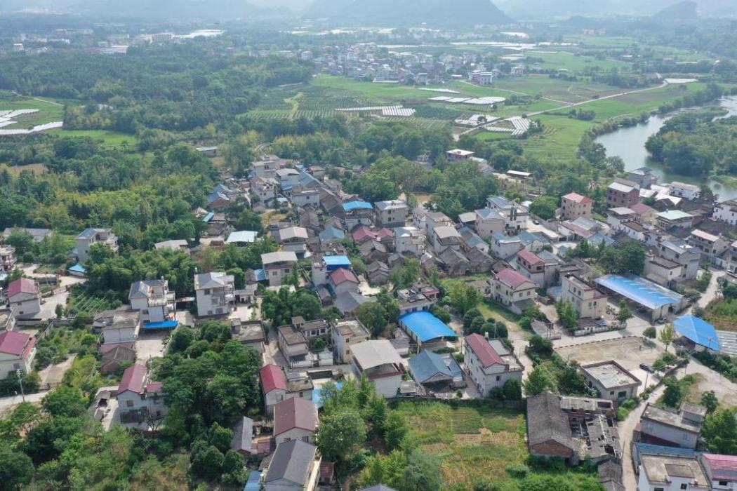 高寨村(廣西壯族自治區桂林市興安縣華江瑤族鄉下轄村)