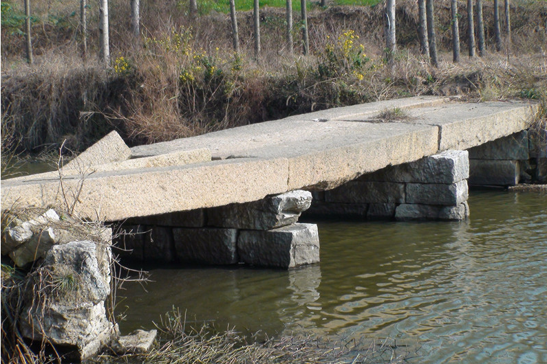 中河陽石板橋