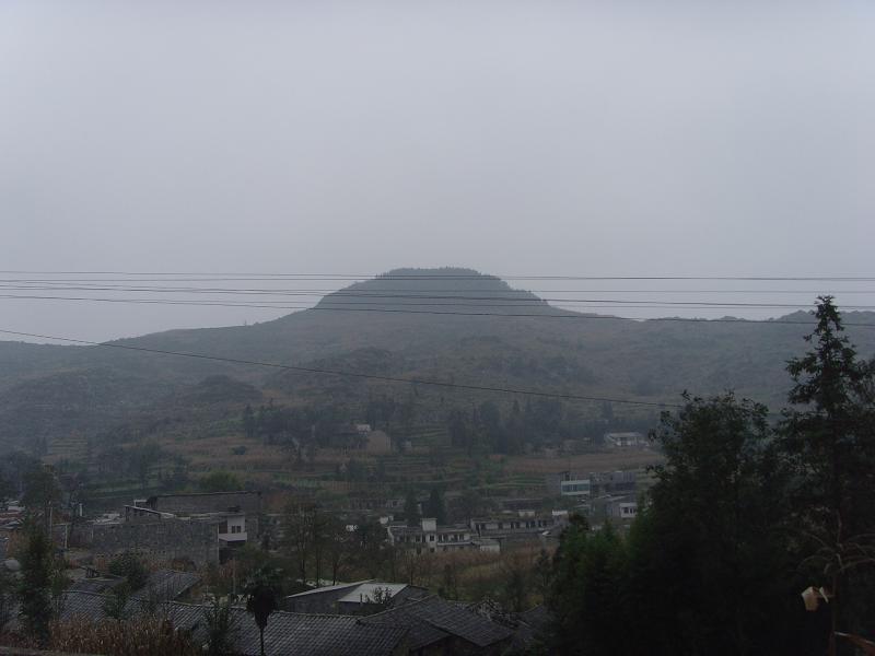 龍塘自然村(尖山鄉尖山村委會下轄自然村)