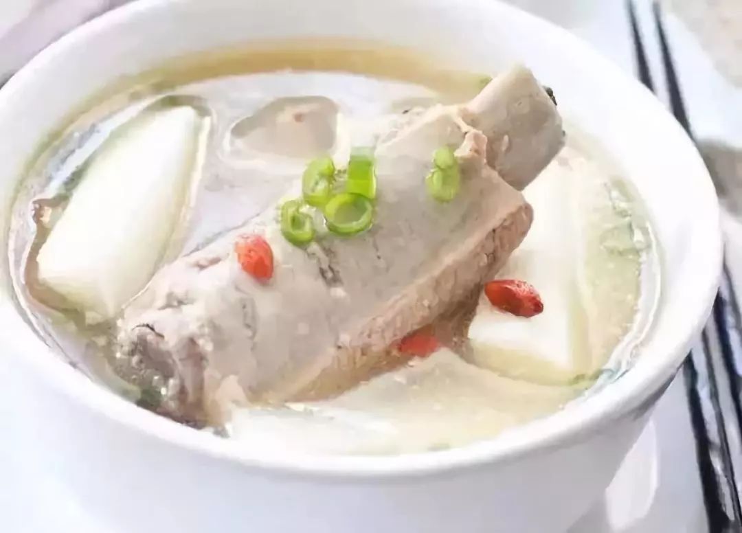 鯇魚黑豆湯