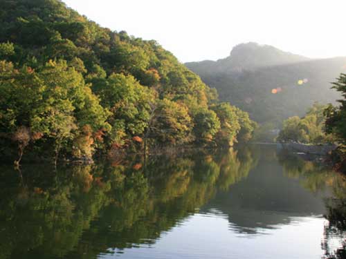 硼海鎮的小河