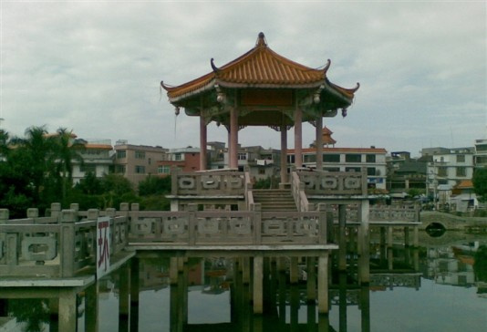 雲湖公園一角