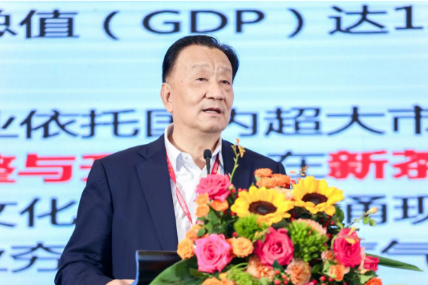 王慶(中國茶葉流通協會會長、全國茶葉標準化技術委員會主任委員)