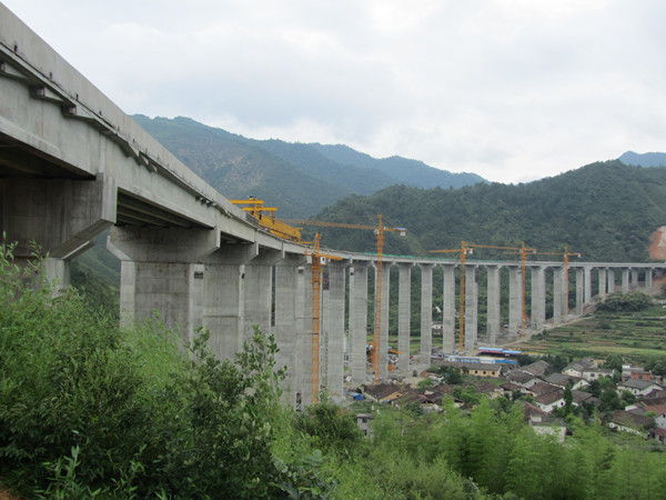 德特大橋