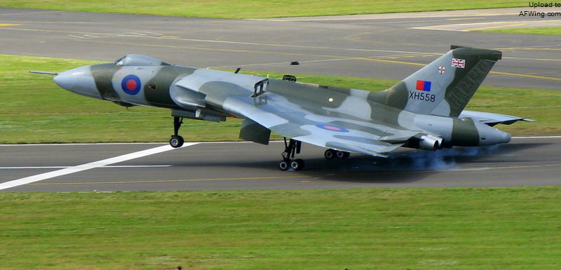 XH558是現在唯一能飛的“火神”