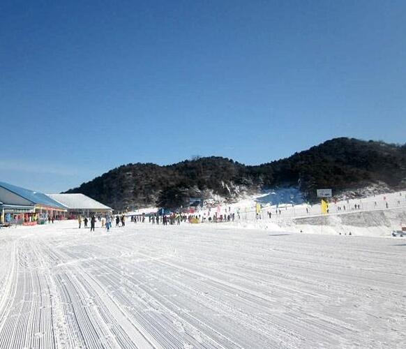 雲佛山度假村滑雪場