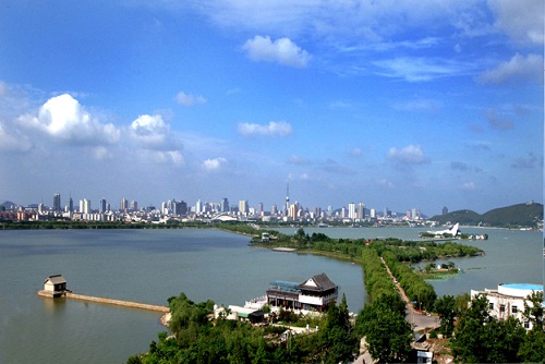 雲龍湖