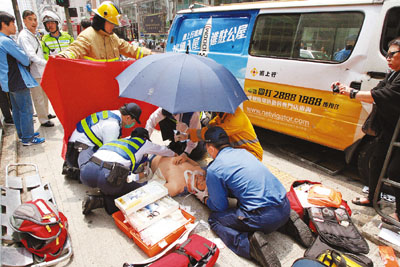 8·2香港客貨車失控事故