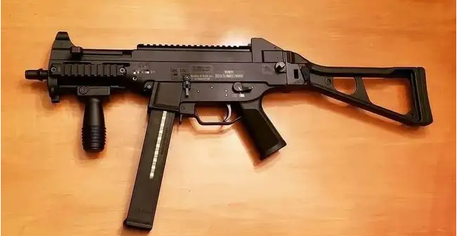 衝鋒鎗(Submachine Gun)