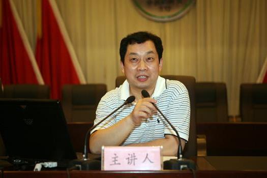 王潤濤(湖北省人大常委會副秘書長、機關黨組副書記、辦公廳主任)