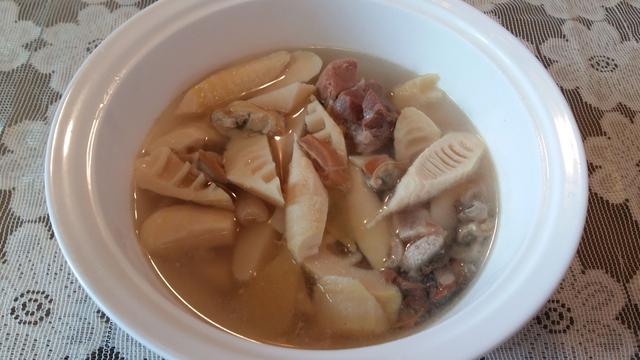 春筍鹹肉排骨湯