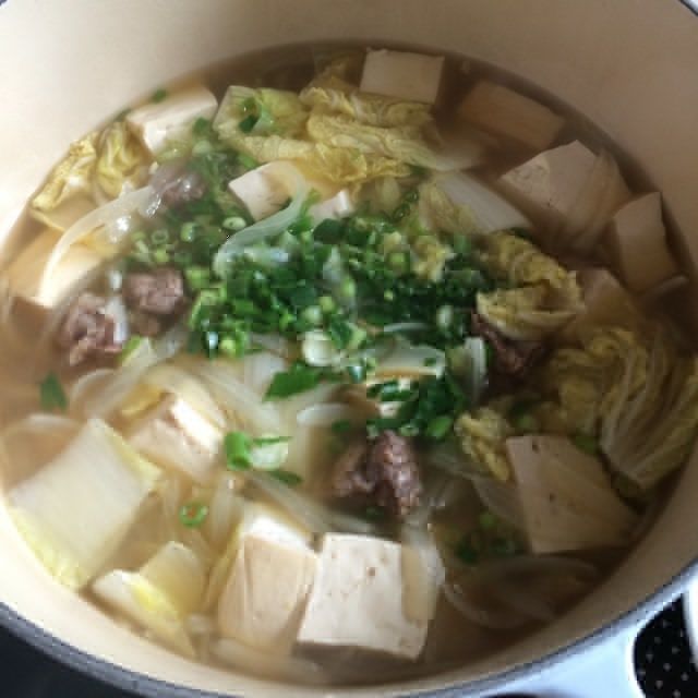 日式牛肉豆腐鍋