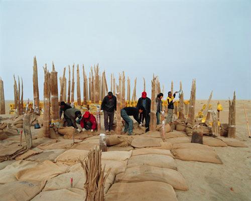 小河墓地發掘現場