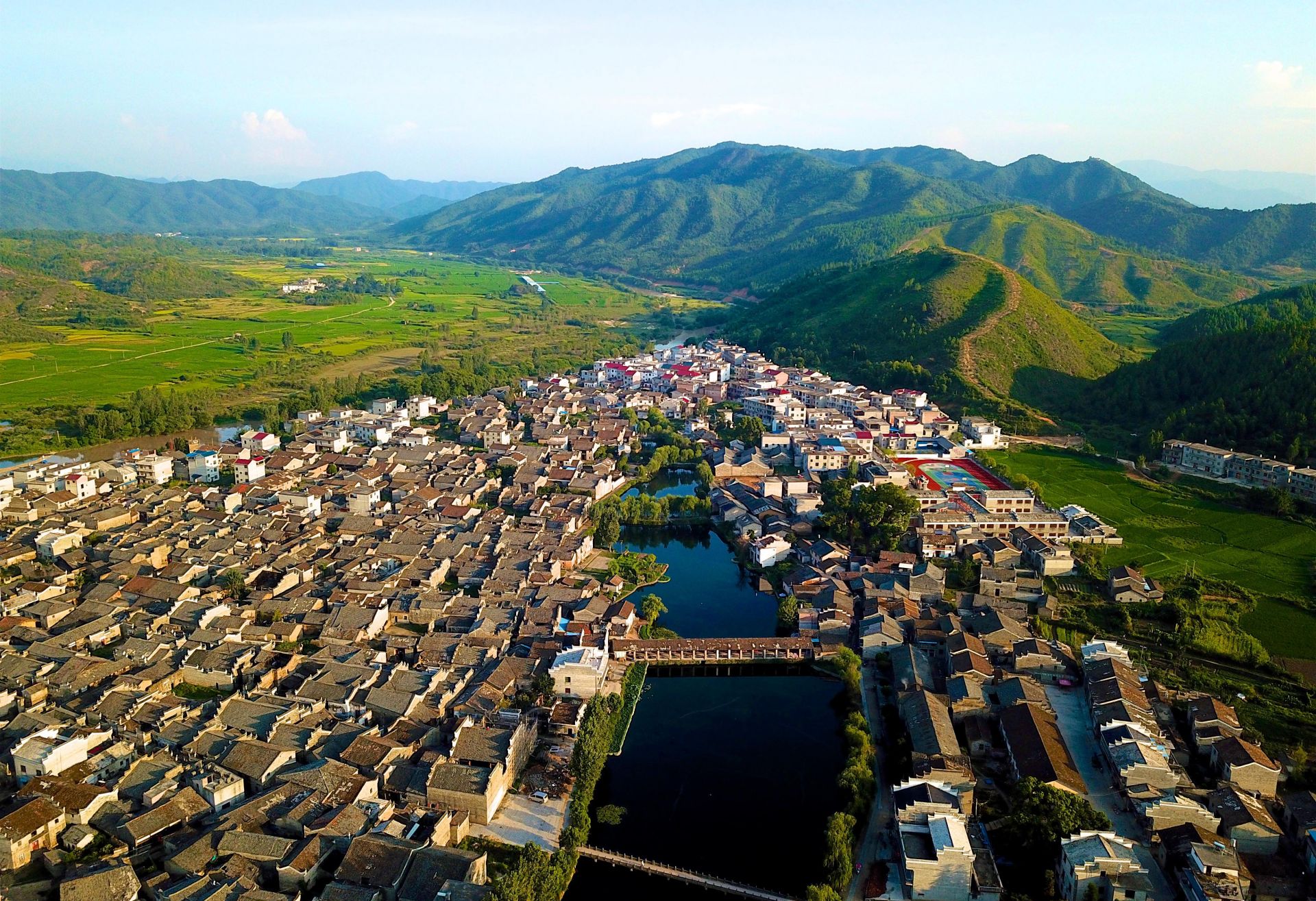 流坑村贛派建築群