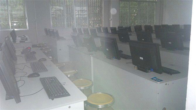 計算機教學室