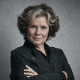 艾美達·斯丹頓(Imelda Staunton)