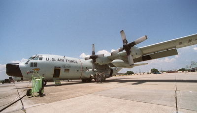 美國WC-130氣象偵察機