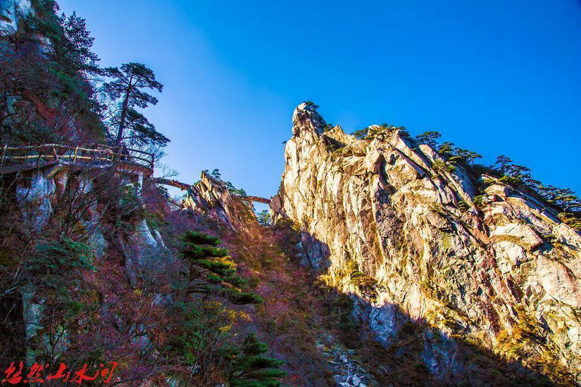 薄刀峰(山峰)