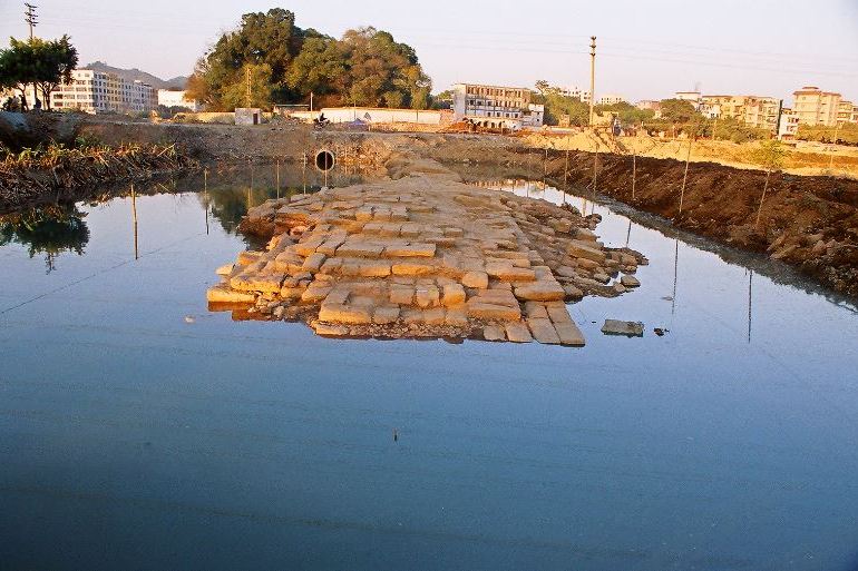 襄樊碼頭遺址(襄樊碼頭)