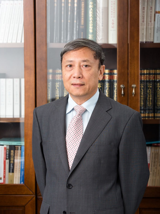 蔡昉(中國人民銀行貨幣政策委員會委員，中國社會科學院國家高端智庫首席專家，絲綢之路研究院理事長)