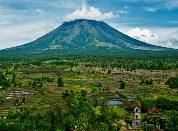 馬榮火山