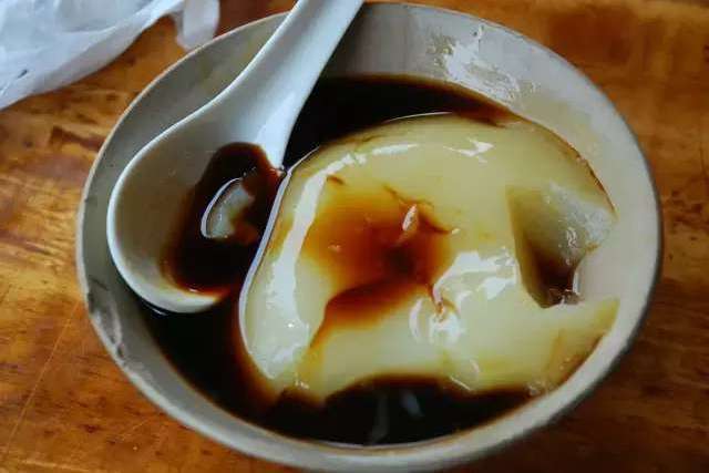 豆漿雞蛋湯