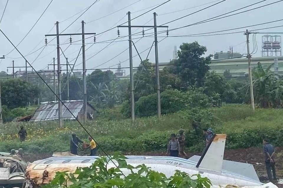 6·10緬甸軍用飛機墜毀事故