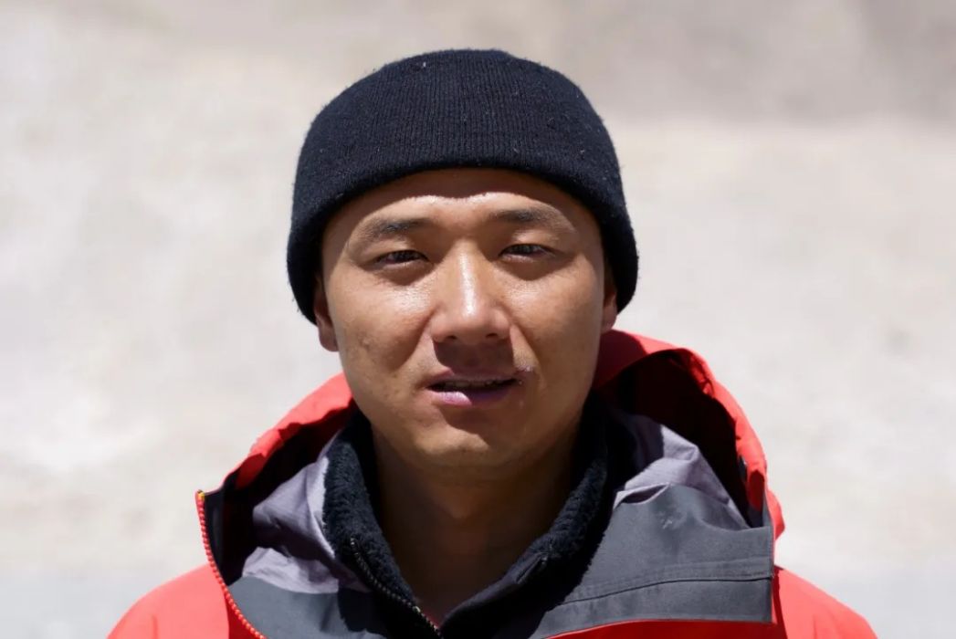 王偉(2020年珠峰測量登山隊攻頂組成員)
