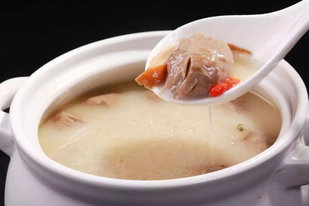 生蚝黨參瘦肉湯