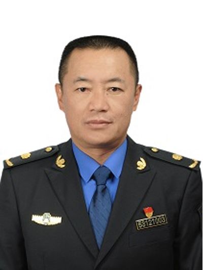 李加顯