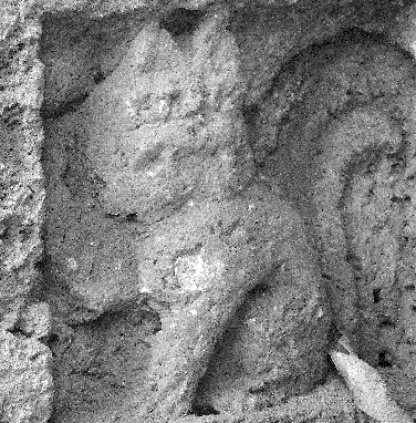 石窟中的“招財貓”塑像