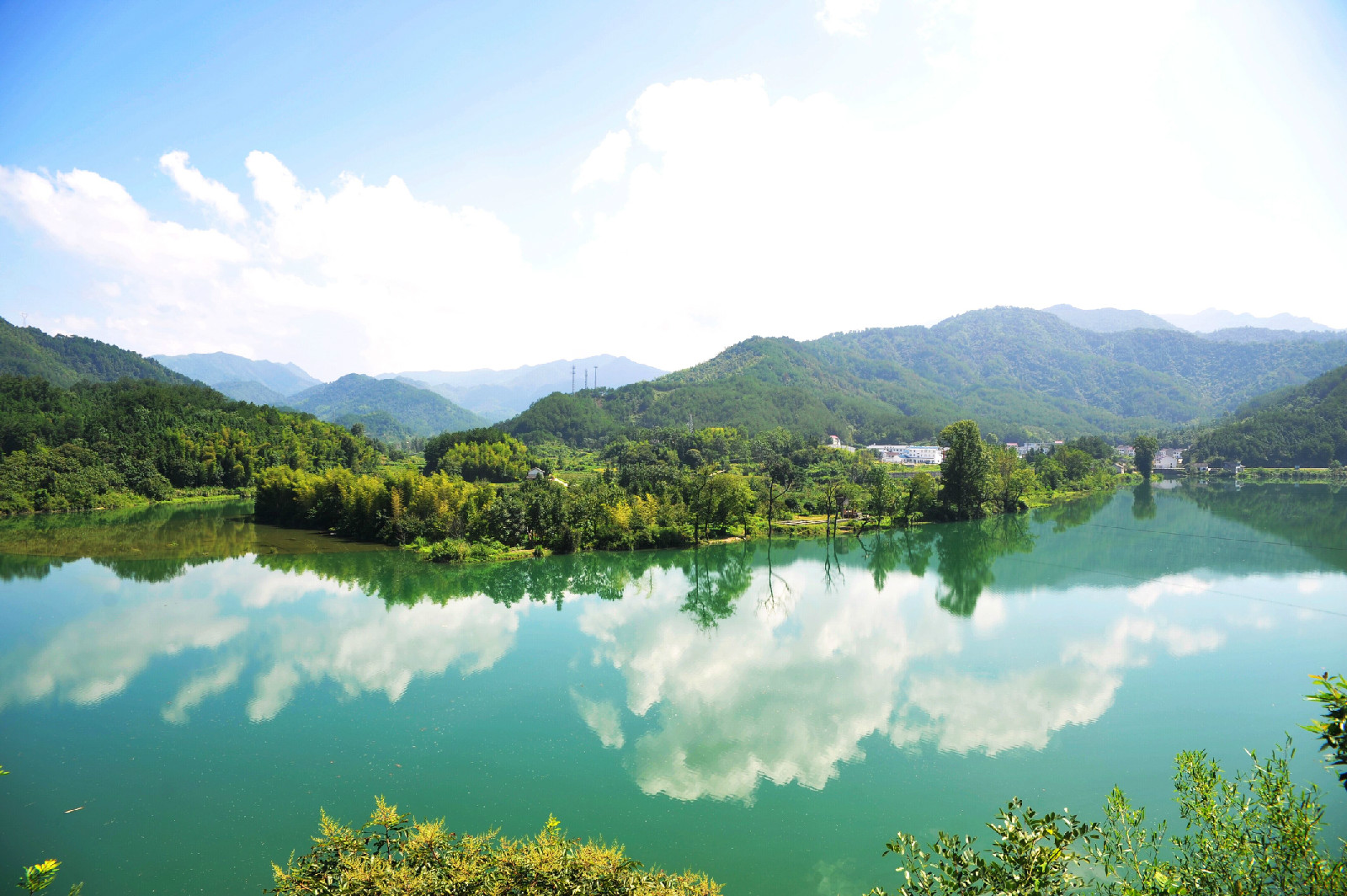 洪墩村(安徽省池州市石台縣磯灘鄉下轄村)