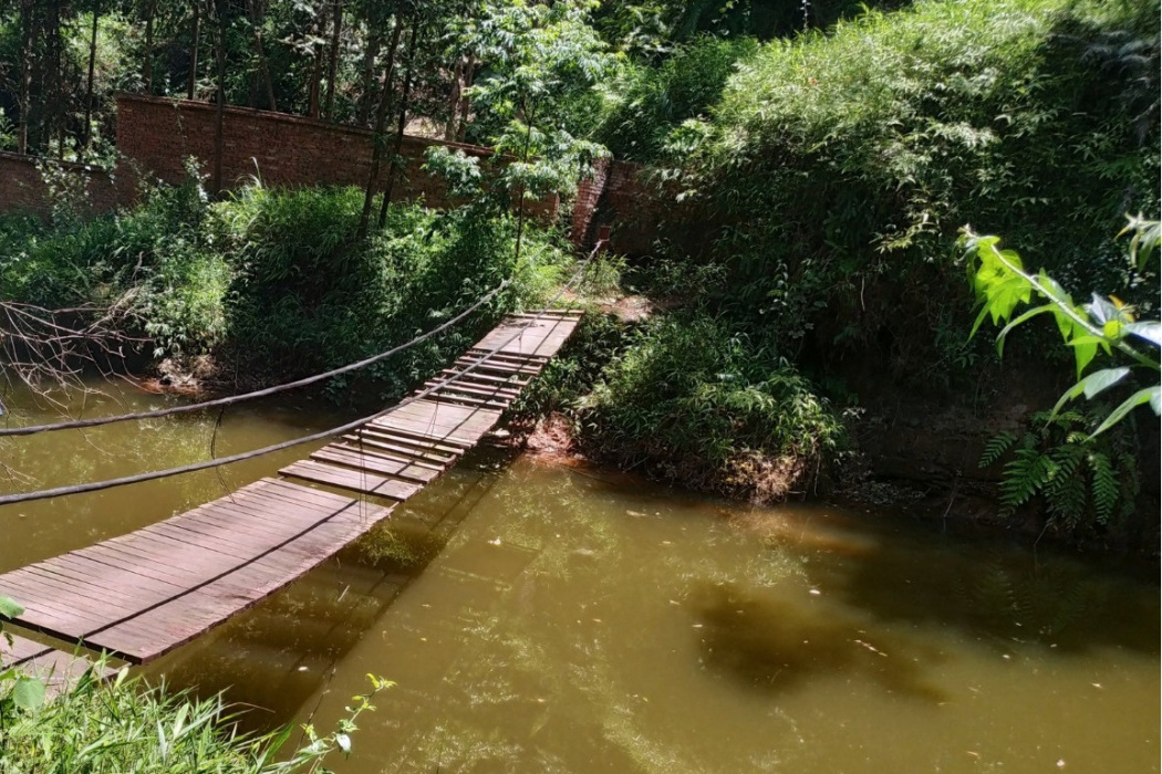 崖塹溝橋