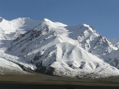 阿尼瑪卿雪山