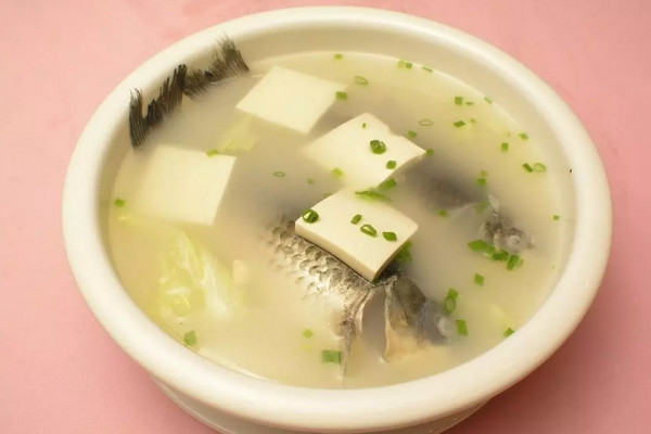 豆腐草魚湯