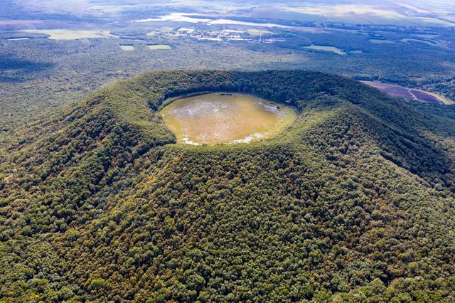 黑龍江五大連池火山群