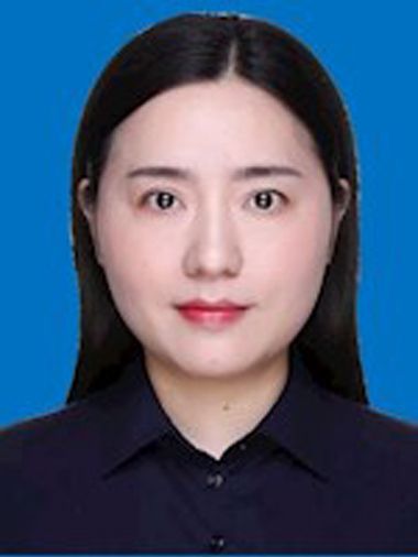 張瑜(瀘州市國有資產監督管理委員會黨委委員、副主任)