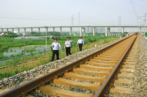 鐵路安全生產違法行為公告辦法