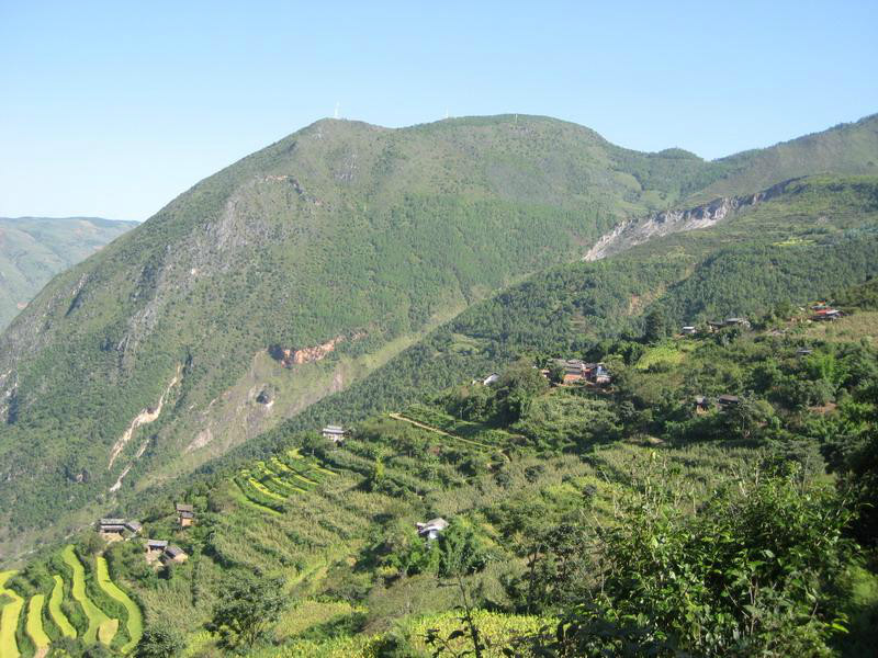 螞蝗溝村(雲南省華寧縣青龍鎮紫馬龍村螞蝗溝村)