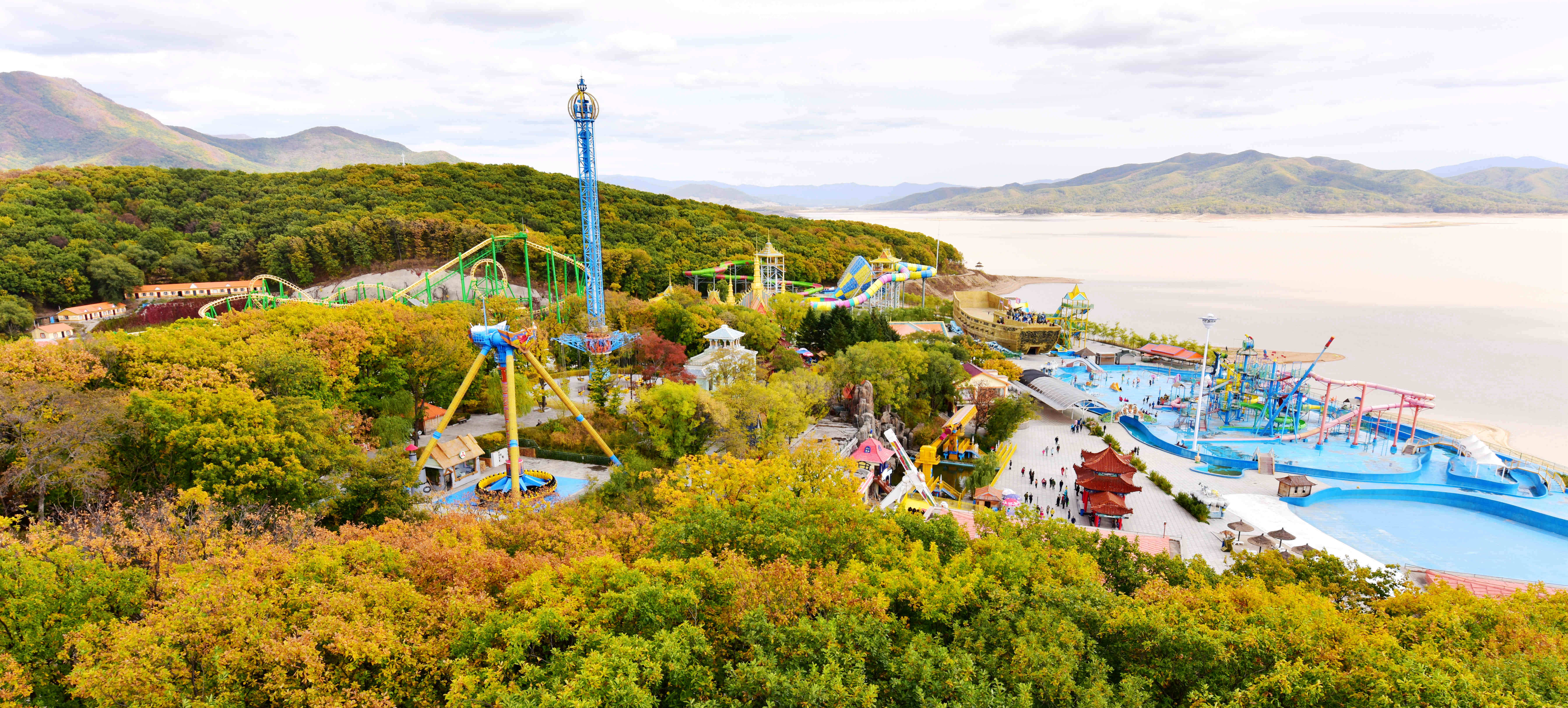 五虎島陸地遊樂園