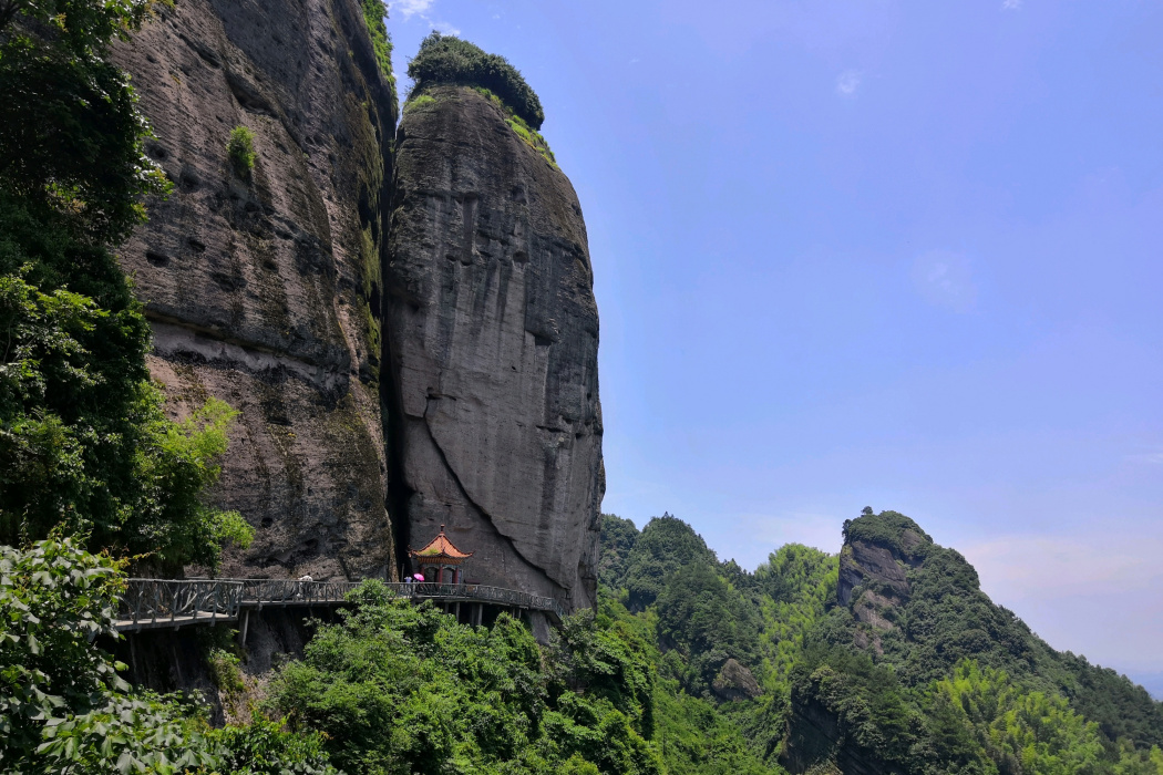 湖南省邵陽市新寧縣崀山將軍石