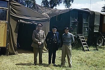 1944年布魯克與邱吉爾和蒙哥馬利合照