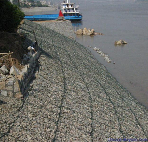 河床鋪砌