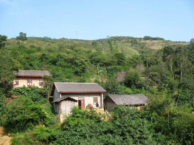 平松村(雲南省文山市富寧縣洞波瑤族鄉下轄村)