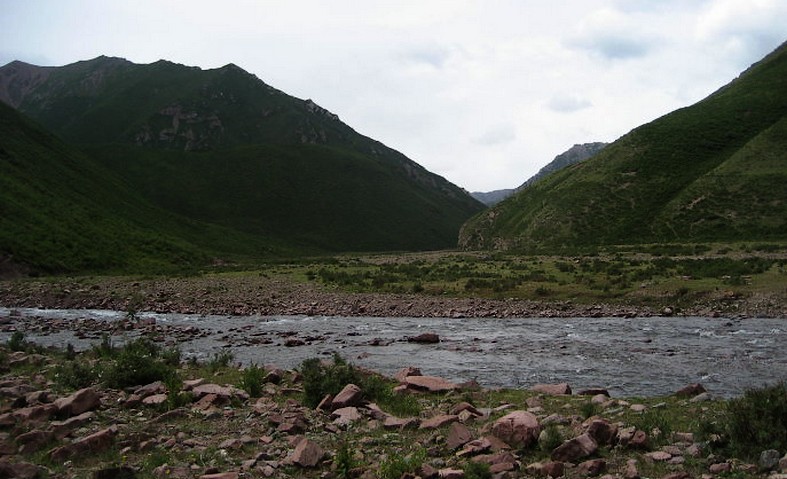 白石崖河冷龍嶺山區一段