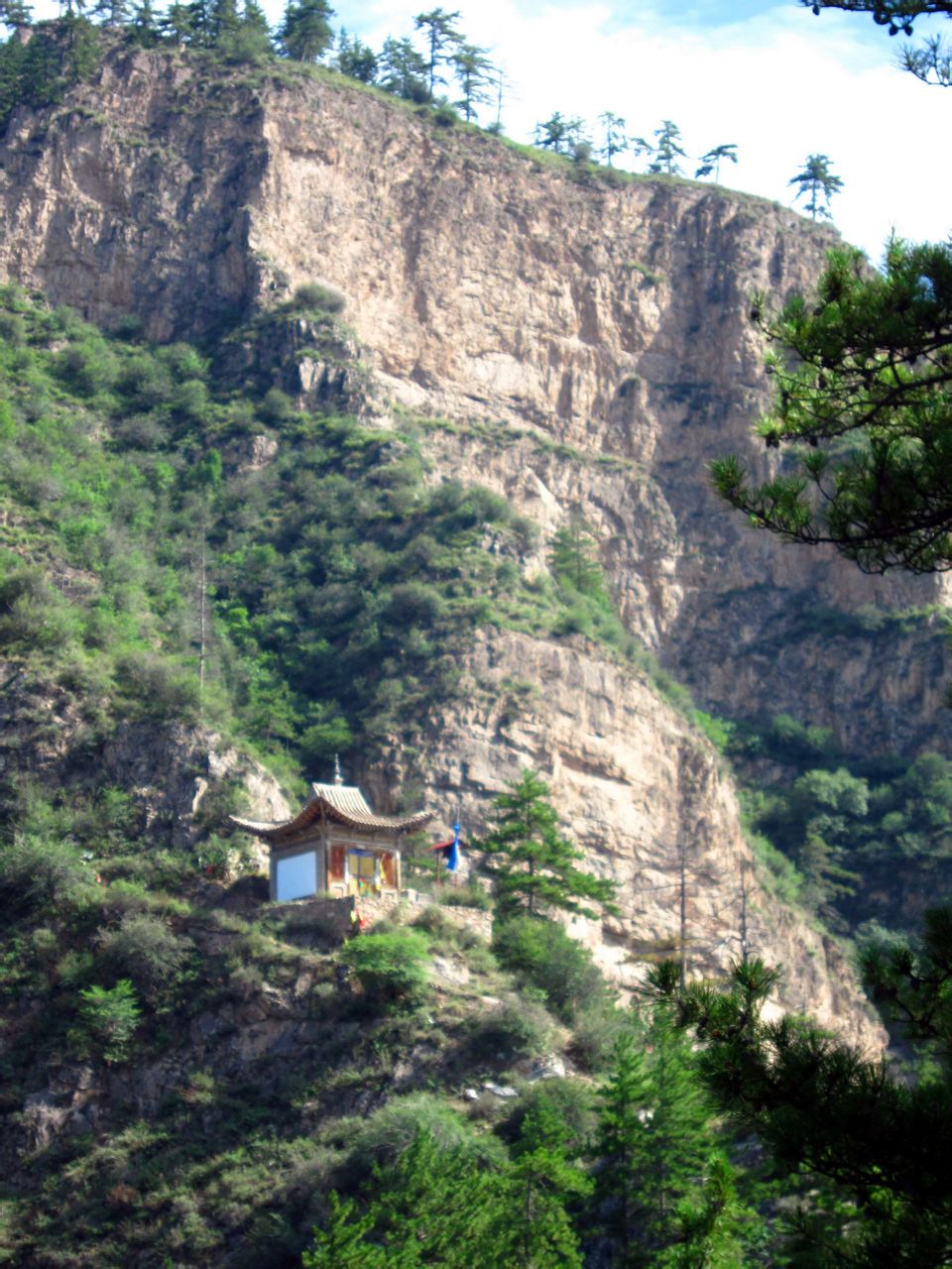 石屏山尕達寺