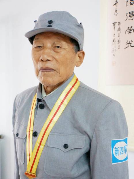 季華(抗戰老戰士、江蘇省江寧縣人武部原部長)